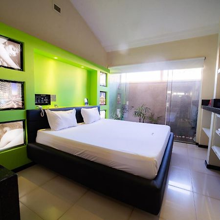 Motel Platinum Лондрина Екстериор снимка