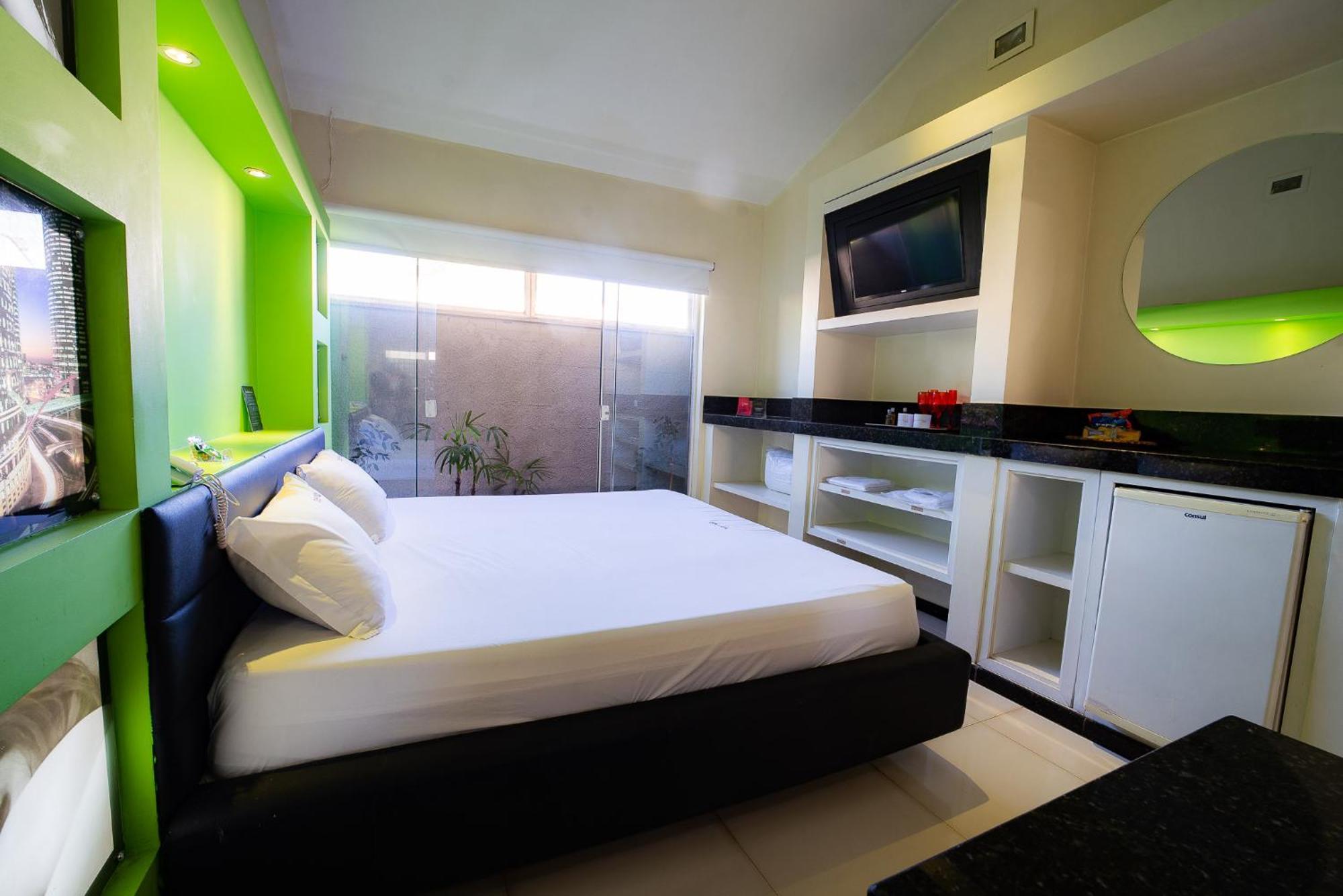 Motel Platinum Лондрина Екстериор снимка